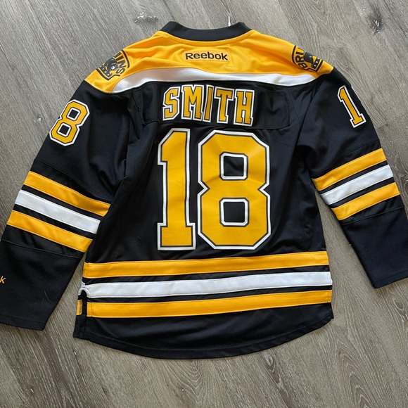 Boston Bruins Jersey - Picture 4 of 7